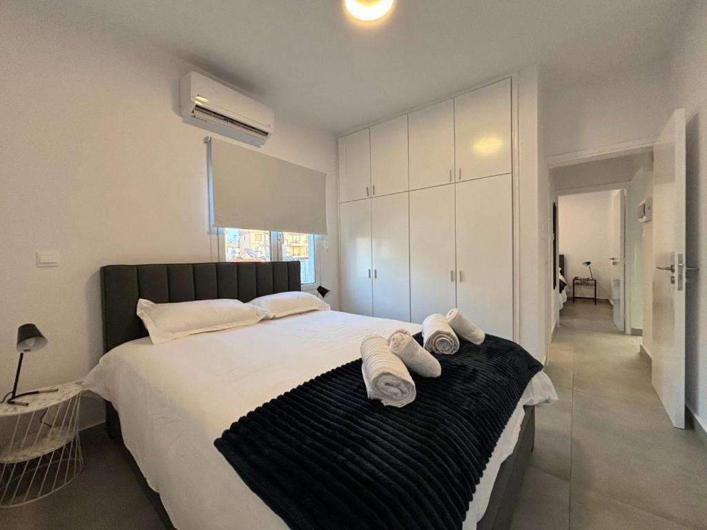 Venus Lighthouse 2B, Sea-View, Paphos Center Apartment ภายนอก รูปภาพ